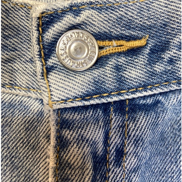 Vintage Levis 550 Relaxed Fit Tapered Leg Light Wash Jeans Womens 12 MIS M 30x30 - Picture 11 of 14